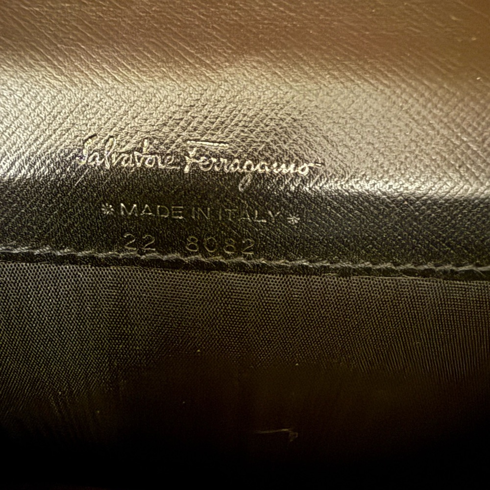 Ferragamo Black Saffiano Leather Continental Wallet – Moderate Wear - Picture 8 of 12
